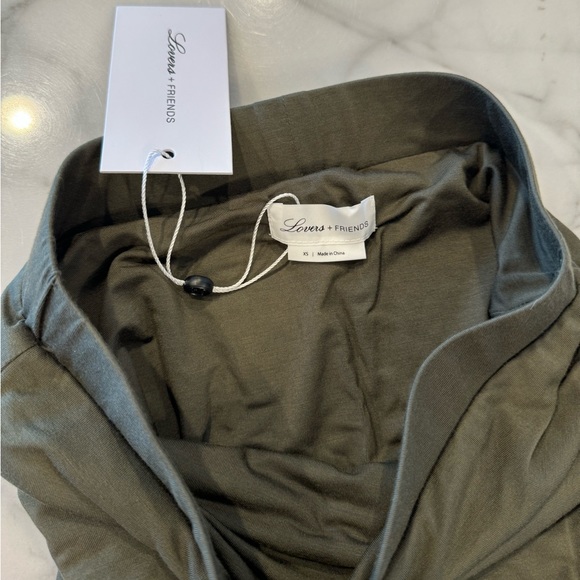 Lovers + Friends Voyage Skirt in Army Green size XS - Picture 3 of 3